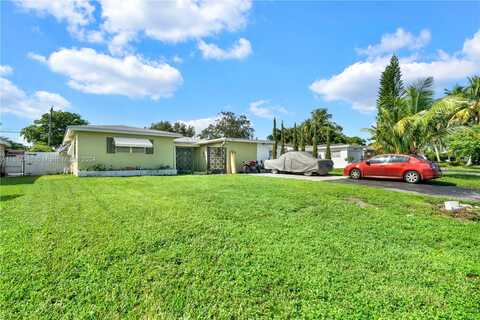 9Th, PEMBROKE PINES, FL 33023