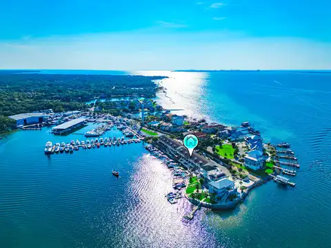 Snug Harbour, SHALIMAR, FL 32579