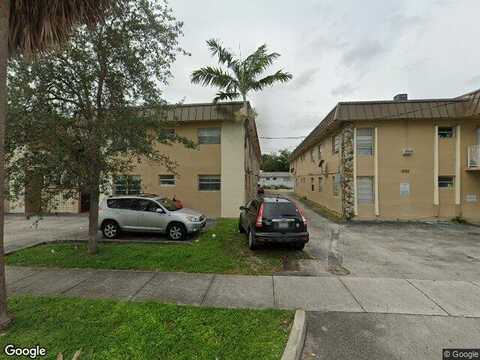 21St, NORTH MIAMI BEACH, FL 33162