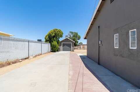 Avenue L4, LANCASTER, CA 93536