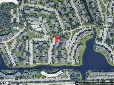 Oakridge R, DEERFIELD BEACH, FL 33442