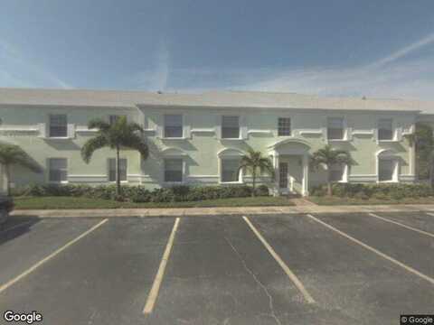 Coquina Key, SAINT PETERSBURG, FL 33705