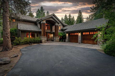 Tam Mcarthur, BEND, OR 97702