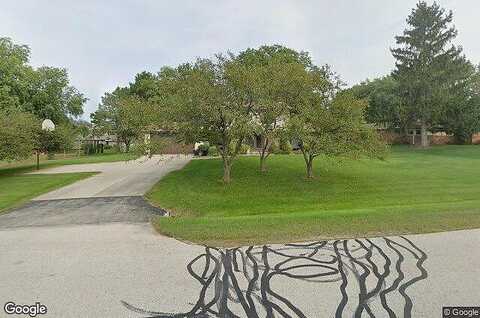 Maple Crest, MEQUON, WI 53092