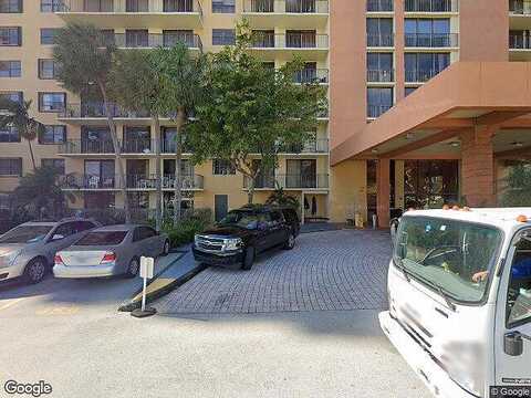 174Th, SUNNY ISLES BEACH, FL 33160