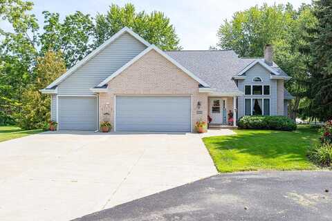 Ah Maytah Road, Oshkosh, WI 54901