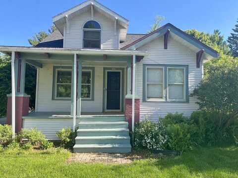 Water Street, Iola, WI 54945