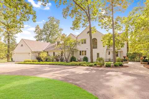 N West Shoreland Drive, Mequon, WI 53097