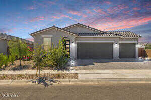 W Cottontail Ln, Surprise, AZ 85387