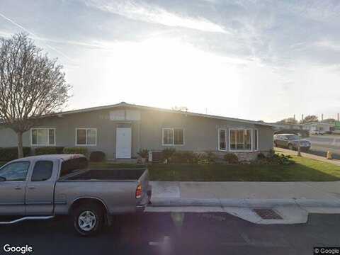 Monterey Rd Apt 11D, Seal Beach, CA 90740