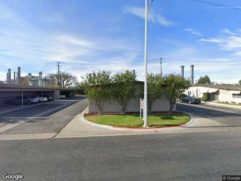 El Dorado Dr # M8-201B, Seal Beach, CA 90740