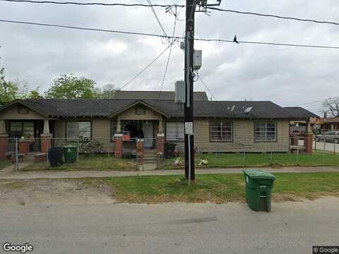 71St St # A, Houston, TX 77011