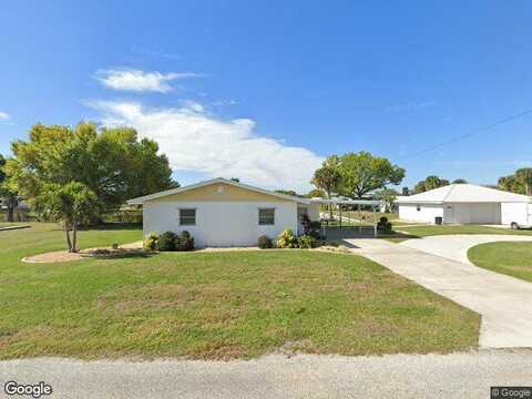 Lake Dr W, Okeechobee, FL 34974