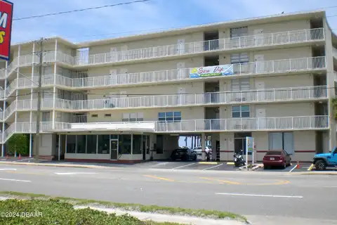 S Atlantic Avenue #433, Daytona Beach, FL 32118