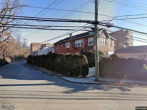 Spruce, YONKERS, NY 10701