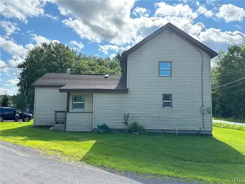 Red School House, FULTON, NY 13069