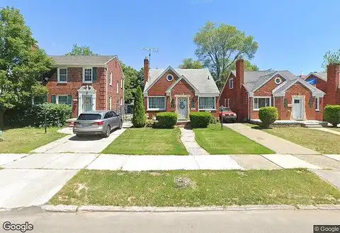 Hillcrest, GROSSE POINTE, MI 48236