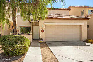 W Camelback Road 12, Phoenix, AZ 85037