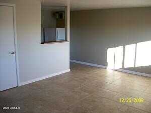 E El Caminito Drive 3, Phoenix, AZ 85020