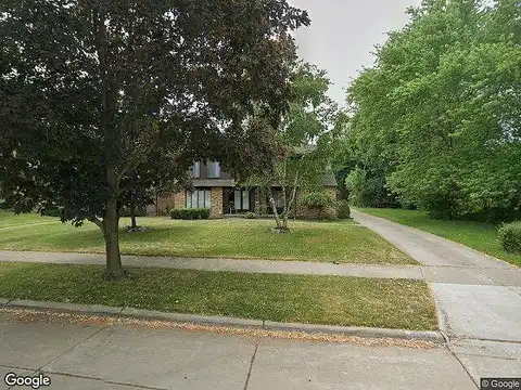 Woodland, HARPER WOODS, MI 48225