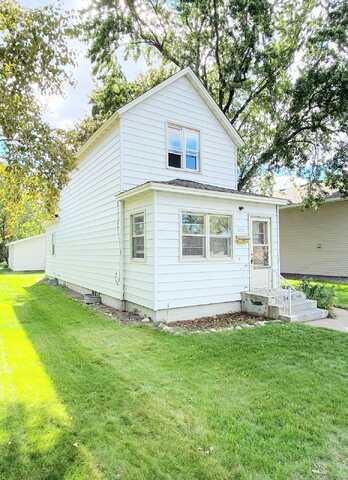 1St, SAINT CLOUD, MN 56301