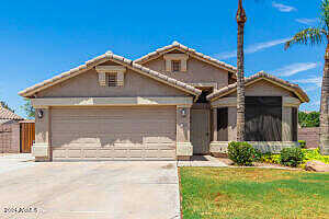 E Lexington Avenue, Gilbert, AZ 85295