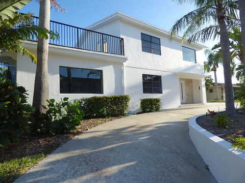 Wilma, RIVIERA BEACH, FL 33404