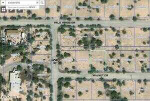 W Walnut (3 Commercial Lots) -- 12, 14, 28, Eloy, AZ 85131