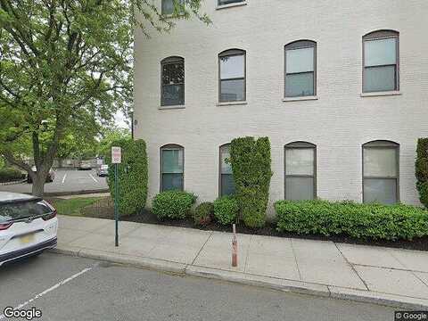 W Cherry St Apt 202, RAHWAY, NJ 07065