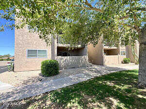 E Thomas Road A1, Phoenix, AZ 85018