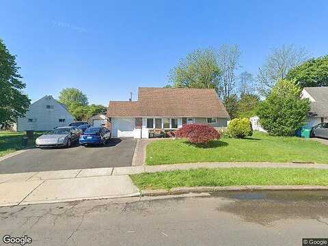 Junewood, LEVITTOWN, PA 19055