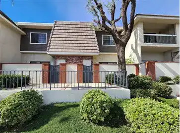 Fulcher Av, Los Angeles, CA 90038