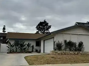 Granada Cir And Killmor, Los Angeles, CA 90027