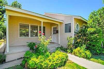 Just East Of Hillhurst Ave. - Walking Distance Cl, Los Angeles, CA 90043