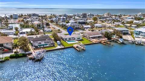 8357 Lagoon, FORT MYERS BEACH, FL 33931