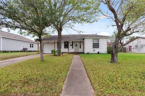 806 Douglas Street, Refugio, TX 78377