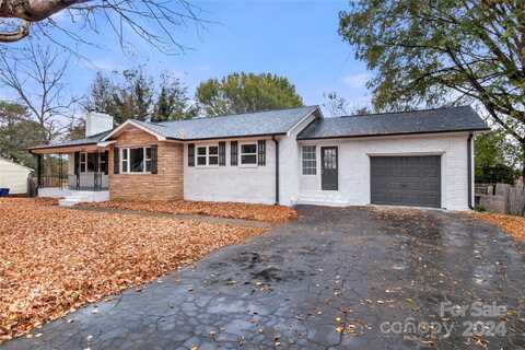 3809 Crosland Road, Winston Salem, NC 27106