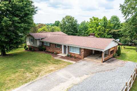 625 29th Avenue NE, Hickory, NC 28601