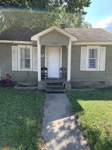 635-639 Tucker Street, Dyersburg, TN 38024