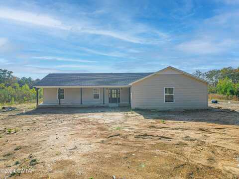 385 Ammons Road, Selmer, TN 38375