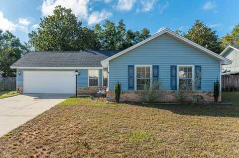 9 Holly Road, Crestview, FL 32539