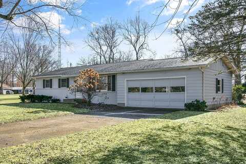 1040 E 485 North, Howe, IN 46746