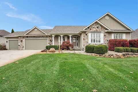 13107 Cedar Creek Drive, Middlebury, IN 46540