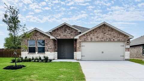 561 Marsh Street, Cleburne, TX 76033