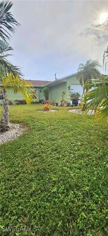 208 Aviation Parkway, Cape Coral, FL 33904