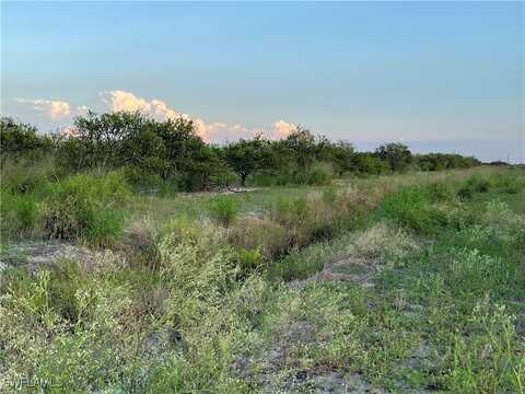 6435 7th Road, Labelle, FL 33935