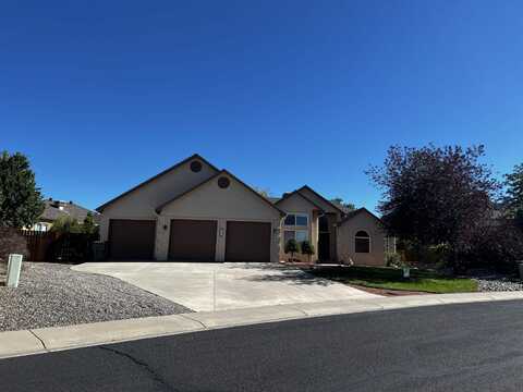 2177 Red Cliff Circle, Grand Junction, CO 81507