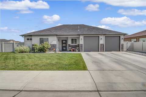 2498 Tiptop Avenue, Grand Junction, CO 81505