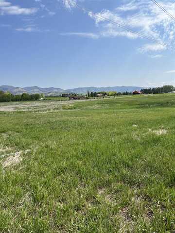 1000 White River Road, Meeker, CO 81641