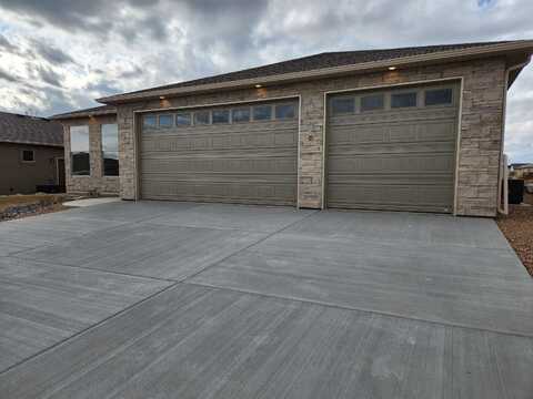 687 Medhurst Lane, Grand Junction, CO 81504